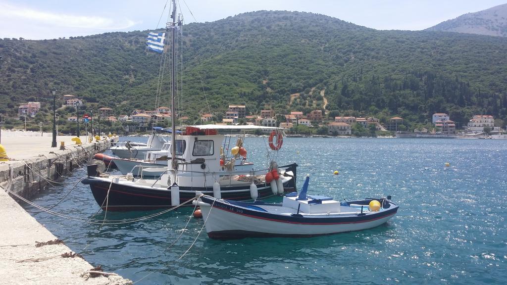 Olive Bay Hotel Agia Efimia ภายนอก รูปภาพ