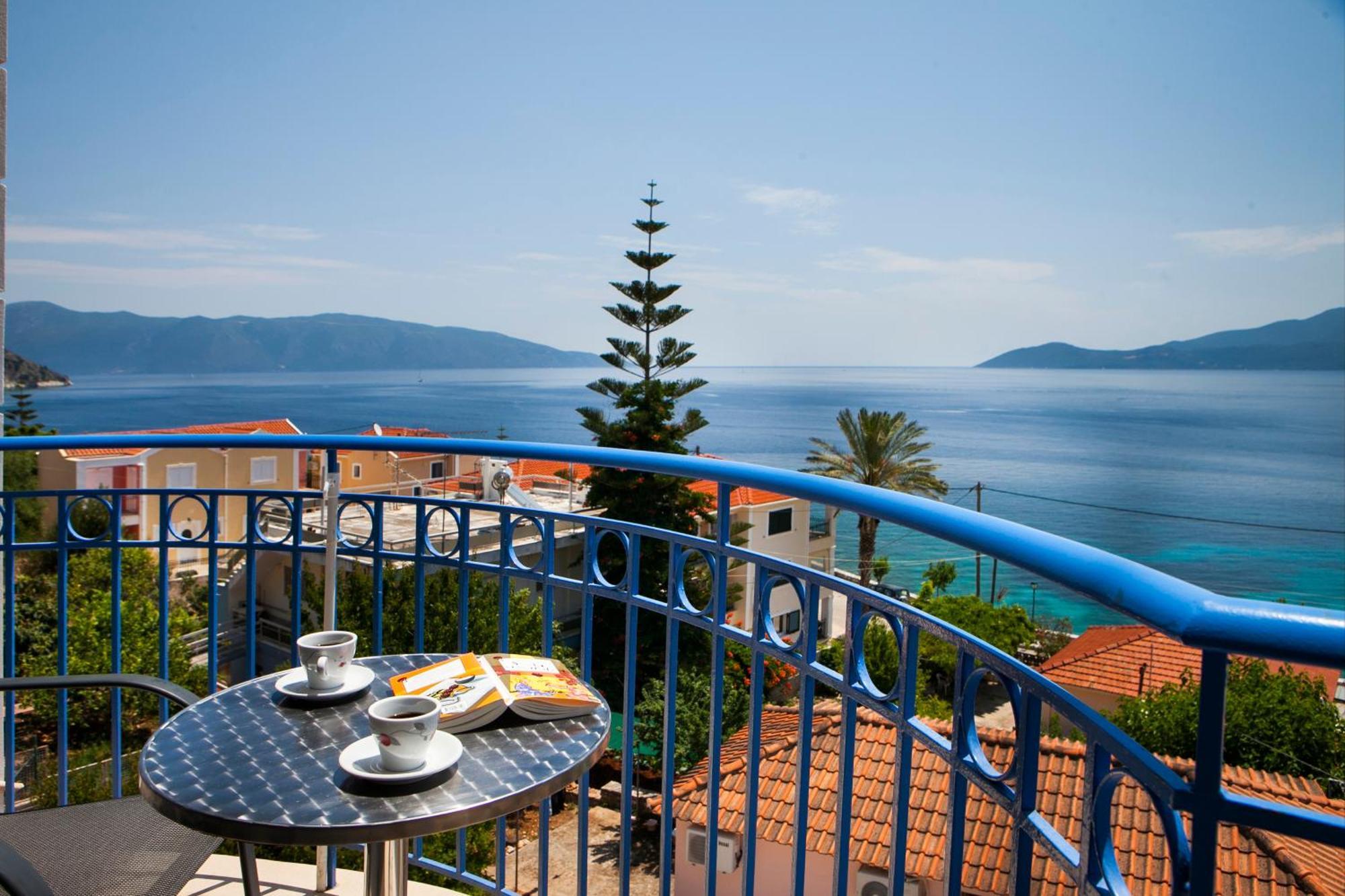 Olive Bay Hotel Agia Efimia ภายนอก รูปภาพ